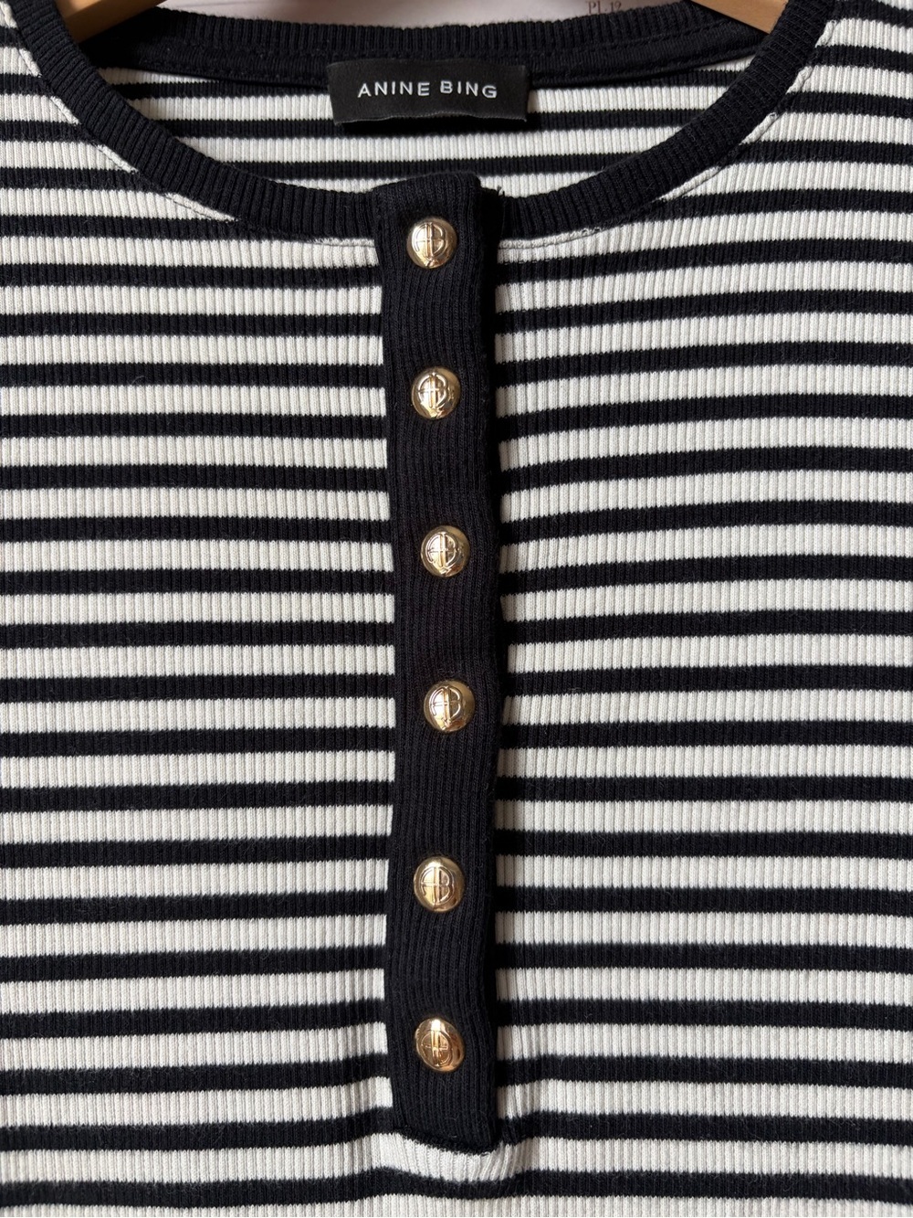 Anine Bing Alessia Tee in Cream & Black Stripe Small - Picture 7 of 9